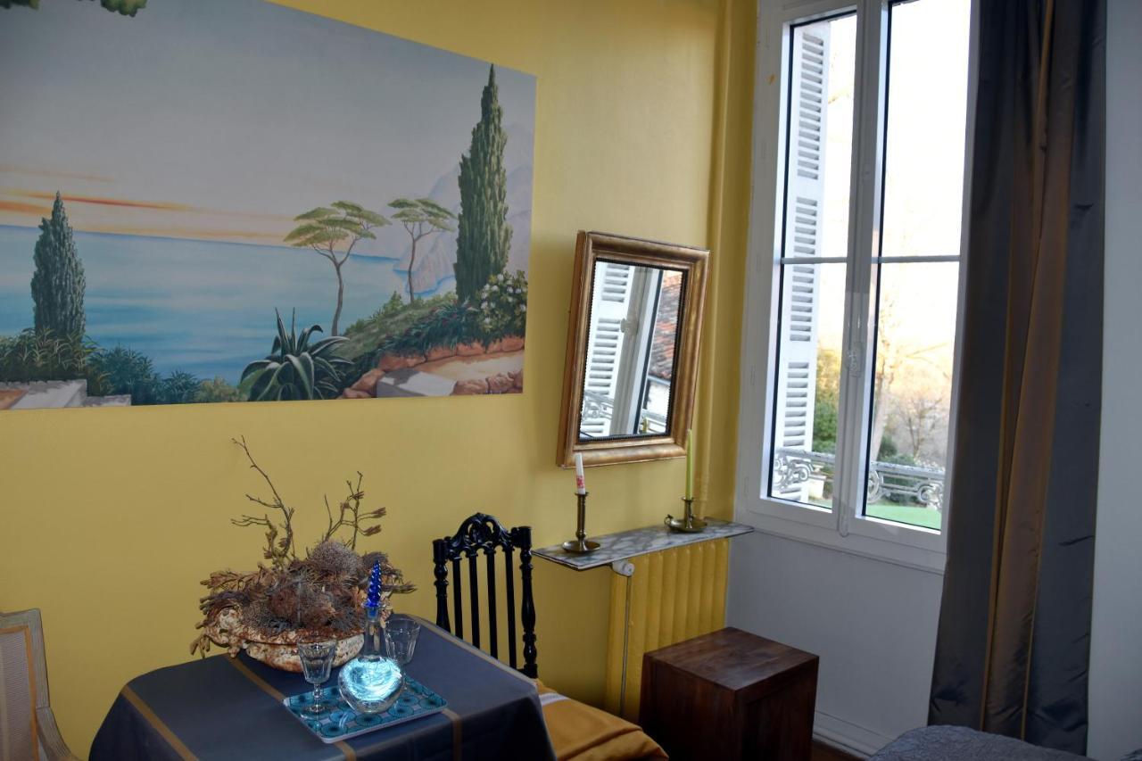 Bed and Breakfast Les Hirondelles à Fleac Extérieur photo
