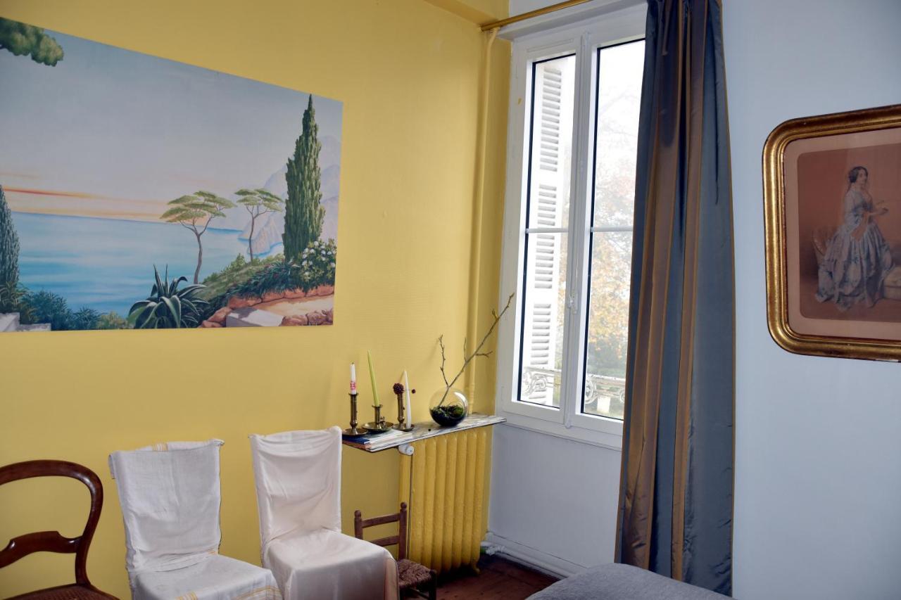 Bed and Breakfast Les Hirondelles à Fleac Extérieur photo